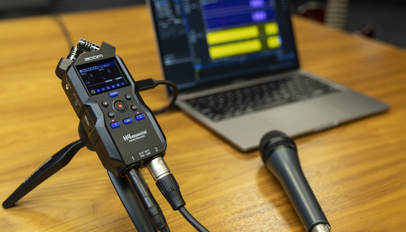 Zoom H4 Essential Handy 4 Track Recorder