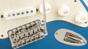 Squier Classic Vibe 60s Vintage Style Strat | Lake Placid Blue