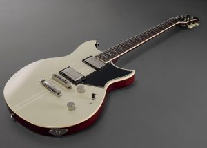 Yamaha RSS20VW |Revstar Standard | Humbuckers | Vintage White