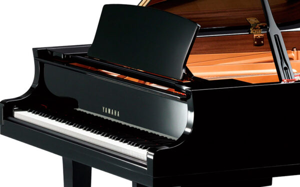 Yamaha C2X Grand Piano Polished Ebony