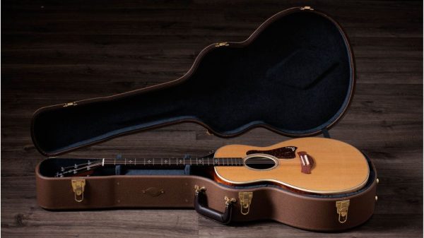 Taylor Gold Label 814e | Super Auditorium | Spruce | Koa back and sides | LR Baggs | Natural