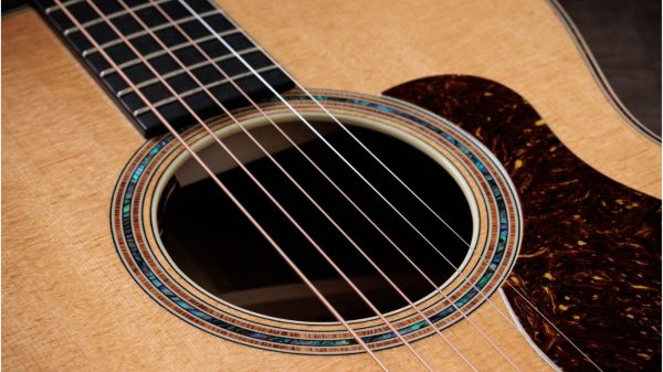 Taylor Gold Label 814e | Super Auditorium | Spruce | Koa back and sides | LR Baggs | Natural