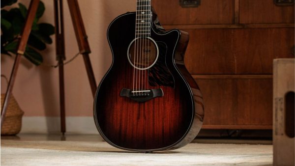 Taylor Builders Edition 524ce Acoustic Guitar | ES2 Pickup | Kona Burst Back / Sides, Natural Top - Image 2