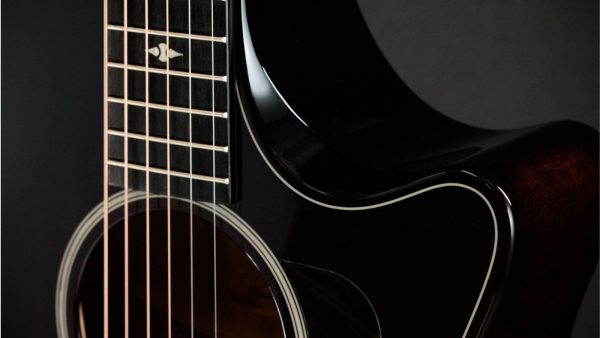 Taylor Builders Edition 524ce Acoustic Guitar | ES2 Pickup | Kona Burst Back / Sides, Natural Top - Image 11