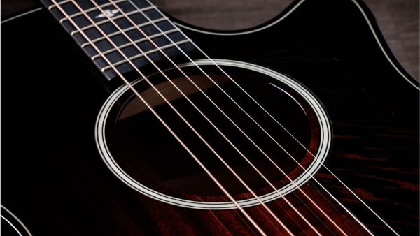 Taylor Builders Edition 524ce Acoustic Guitar | ES2 Pickup | Kona Burst Back / Sides, Natural Top - Image 10