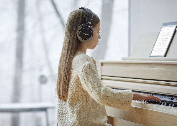 Roland HP702 Digital Piano | Bluetooth enabled |White - Image 9
