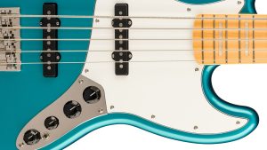 Classic Vibe™ Active '70s Jazz Bass® | Maple FB | Parchment PG | Ocean Turquoise