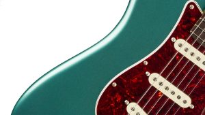 AM PRO CLSC STRAT RW FADE DAKOTA RED