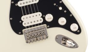 Classic Vibe™ '70s Stratocaster® HT HSS | Laurel FB, Black PG | Olympic White