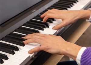 Yamaha P-145BT Keyboard Bundle with Yamaha rigid stand | BLUETOOTH