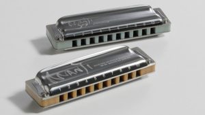 Suzuki M-20S | Manji SKY 10 hole Diatonic Harmonica Key A | Waltons Music Suzuki M-20S | Manji SKY 10 hole Diatonic Harmonica Key A