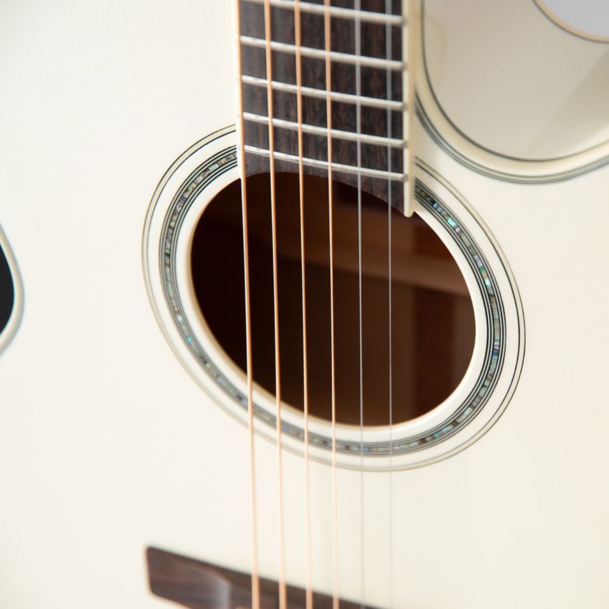 Takamine GN37CE-PW | Electro-Acoustic Guitar | Pearl White | Waltons Music Takamine GN37CE-PW | Electro-Acoustic Guitar | Pearl White - Image 4