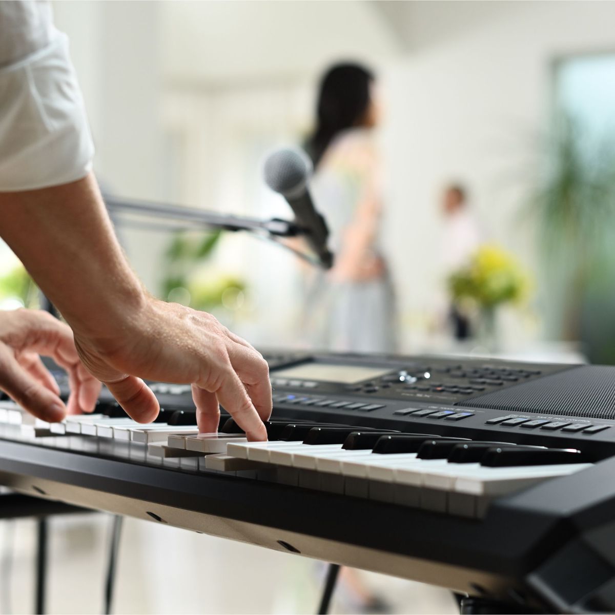 Yamaha PSR-SX720+ | Arranger Keyboard | 61 Keys | Waltons Music Yamaha PSR-SX720+ | Arranger Keyboard | 61 Keys - Image 4