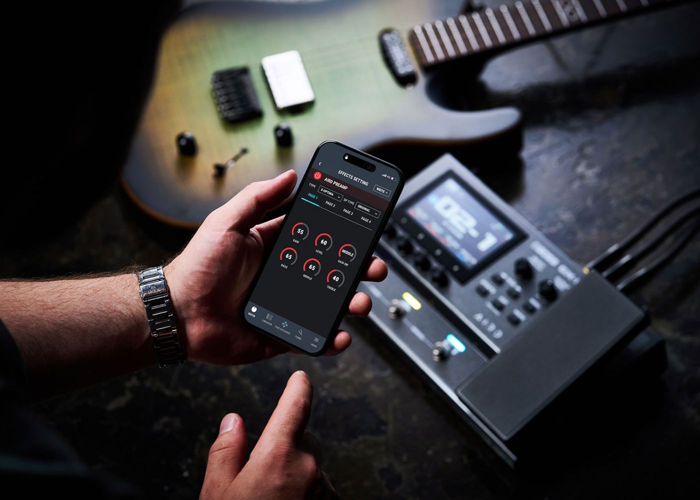 BOSS GX-10 | Guitar Multi-Effects Processor | Compact Pro effects unit | Waltons Music BOSS GX-10 | Guitar Multi-Effects Processor | Compact Pro effects unit